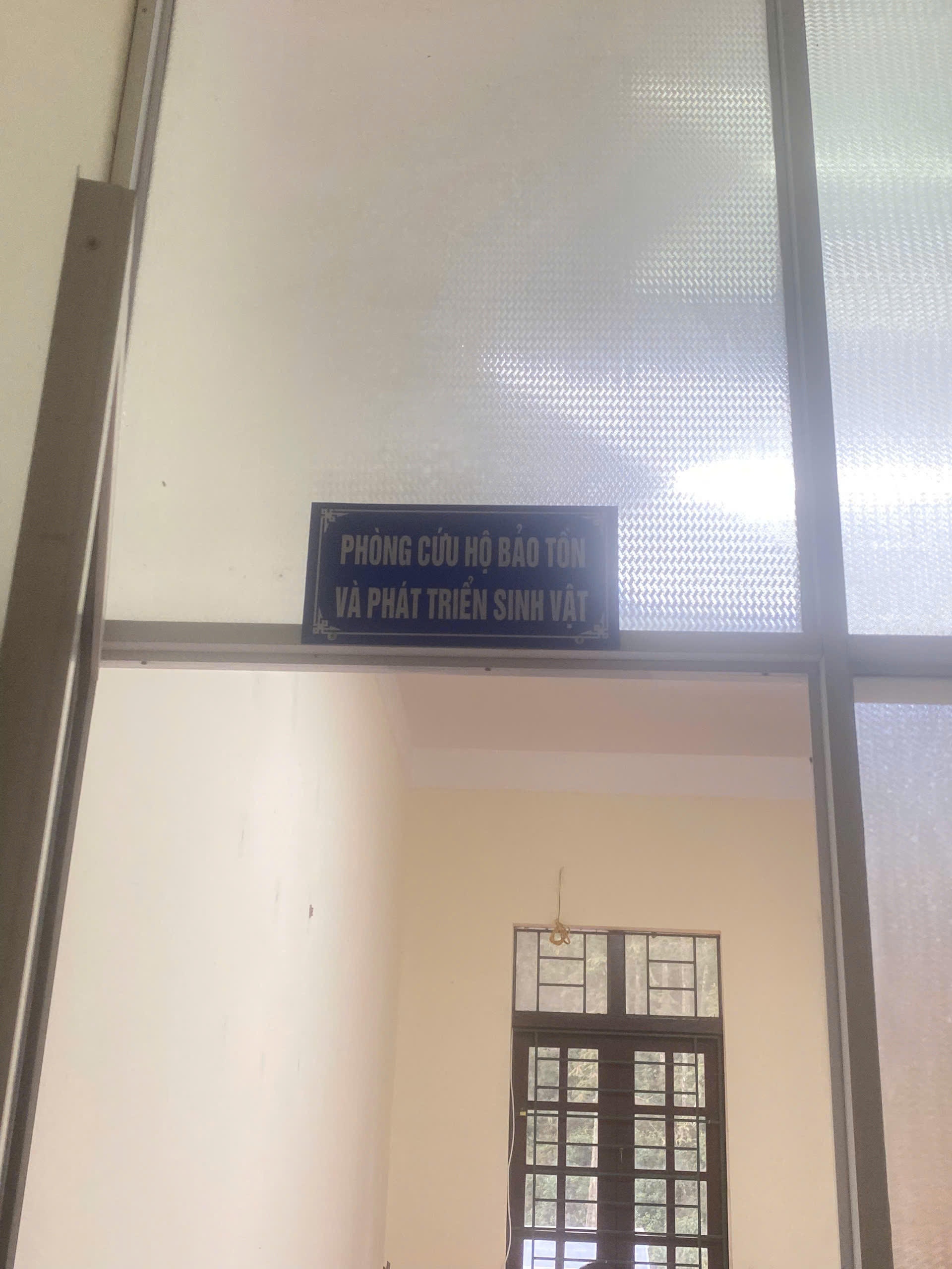 PHÒNG CỨU HỘ, BẢO TỒN VÀ PHÁT TRIỂN SINH VẬT